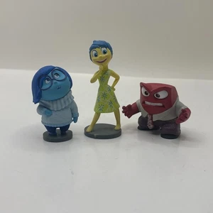 Lote de 3 figuras de Disney Pixar de adentro hacia afuera alegría tristeza ira - Imagen 1 de 4