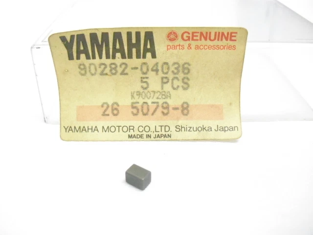 Yamaha IT125 IT250 IT400 YZ250 YZ490 TZ250 Woodruff Straight Key NOS 90282-04036 - Image 1 of 1