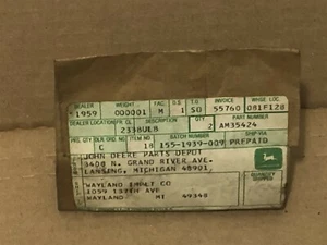 John Deere Original Equipment # AM35424 - BULB (1) - Picture 1 of 1