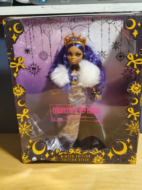 Boneca Monster High Draculaura Clássica Original Mattell - Desapegos de  Roupas quase novas ou nunca usadas para bebês, crianças e mamães. 212963