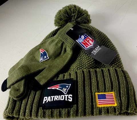New England Patriots NFL Hat Glove Set  Beanie Salute To Service USA Flag OSFA Cover