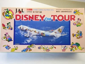 Hasegawa 1:200 Scale JAL Dream Express Boeing 747SR Disney on Tour Model Kit - Picture 1 of 10