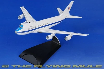 Dragon Models 1:400 E-4B USAF 55th W, 1st ACCS #75-0125 - Image 1 of 4