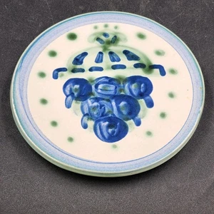 Hadley Untersetzer Wandrelief Blaubeer Bouquet handbemalt Steinzeug Keramik 6,25" - Bild 1 von 7