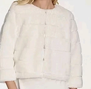 Marc New York Faux Fur Womens Round Neck 3/4 Sleeve Shrug Size Small, NWT - Picture 1 of 7