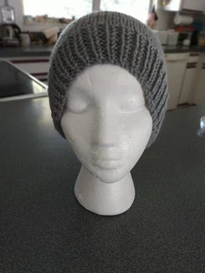 Ladies One Size Hand-Knit Beanie -Gray - Picture 1 of 1