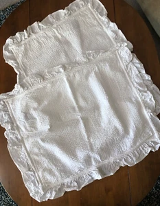 Ralph Lauren Home Lake Ruffled Seersucker Pillow Shams Standard x2 GORGEOUS! - Picture 1 of 8