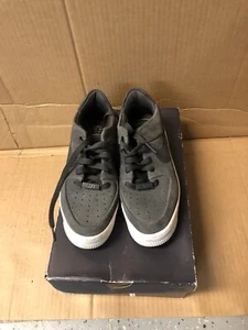 WOMENS NIKE AIR FORCE 1 W AF1 SAGE LOW NIGHT STADIUM SIZE 6 - Picture 1 of 9