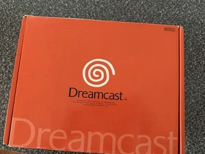 Sega Dreamcast Console NTSC-J Boxed with Controller & Cables - Picture 1 of 8