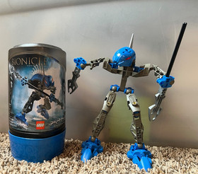 Vintage LEGO Bionicle 8590 Rahkshi Guurahk with cannister, no manual
