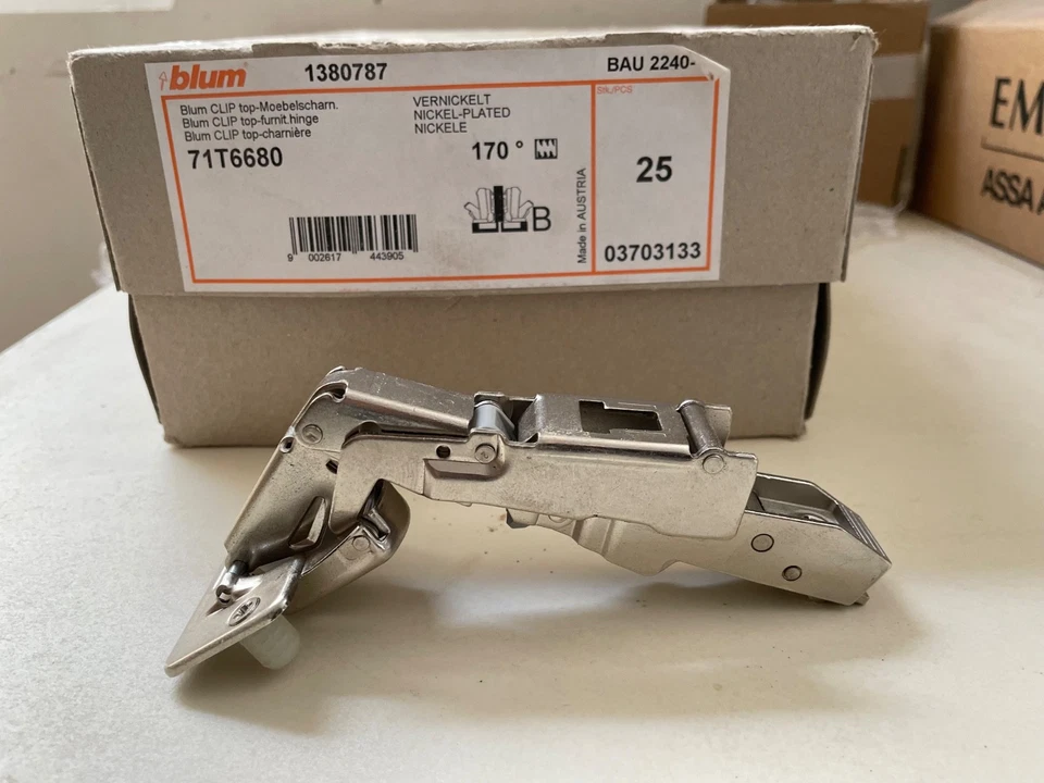 Blum 10 Pk Níquel Auto Cierre Oculto Gabinete Bisagra 105° Apertura 1/2” Superposición Foto 1 de 1