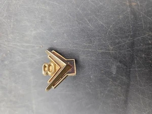 1950s Oem Ford car interior dash panel V8 emblem trim molding piece Fomoco 806 - Picture 1 of 4
