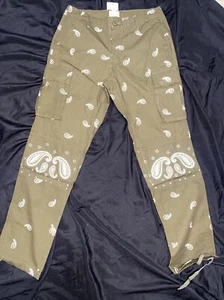 Men’s EPTM Bandana Print Cargo Pants size M - Picture 1 of 5