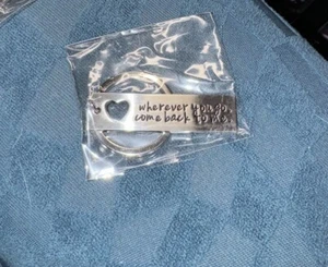 Boyfriend Girlfriend Wife Husband Gift Wherever You Go Come Back to Me Keychain - Picture 1 of 1