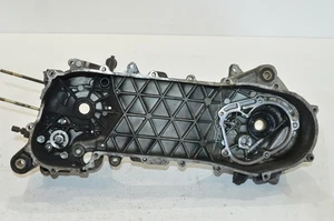 DERBI ATLANTIS PIAGGIO DIESIS MOTORBLOCK MOTORGEHÄUSE MOTORHÄLFTE GROß MOTOR - Bild 1 von 11