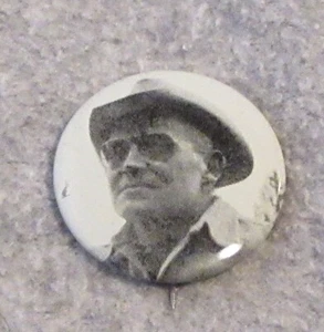 WHO IS THIS GUY?   Vintage 1970's (about)   Tin-Litho PIN BACK BUTTON Political? - Picture 1 of 6