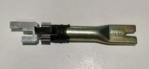 NOS VW RABBIT SCIROCCO 1974-78 OEM VW GERMAN LEFT REAR BRAKE ADJUSTER - Picture 1 of 2