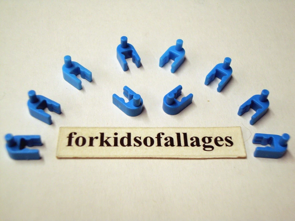 MICRO KNEX 10 Small Blue Interlocking Clip Connectors - Mini K'nex Parts - Image 1 of 1