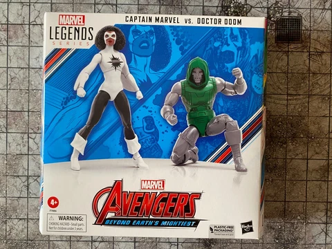 Marvel Legends Avengers 6" Figure 2-pack Captain Marvel vs Doctor Doom IN STOCK Cover