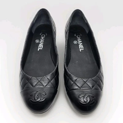 CHANEL Authentic Classic Black Lambskin Leather CC Ballet Flats  - Image 1 of 4