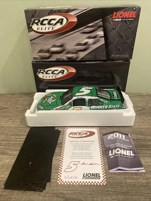 Mark Martin RCCA ELITE #5 Quaker State 2011 1/24 Nascar Diecast 212/225 - Image 1 of 4