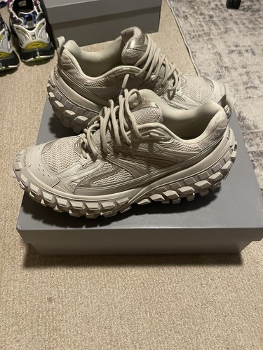 Taglia 14 Balenciaga Defenders Beige Autentico Nuovo Spedizione Veloce