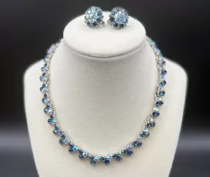 Set collana e orecchini VVTG corona Trifari firmata blu zaffiro e strass AB - Foto 1 di 11