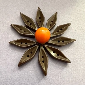 11 Vintage Bakelite Buttons - 10 Brown Diamonds and 1 Orange Ball - Picture 1 of 1