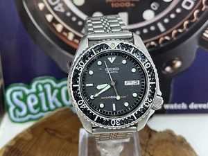 Seiko Prospex Men's Black Watch with Bracelet 6458-6000 Mid Sized Retro Diver - Picture 1 of 10