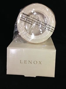 Lenox The Ivory and Gold Memorable Picture Frame 24 Karat Gold Trim NEW in Box - Picture 1 of 5