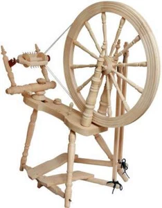 Spinnrad Kromski Symphonie, Doppeltritt, unlackiert, 2-fädig - Bild 1 von 1