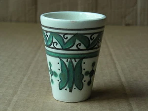SOPORTE DE PALILLO DE DIENTES DE PORCELANA VERDE Y NEGRO DE COLECCIÓN SELLO - Imagen 1 de 4
