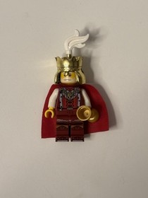 New LEGO Castle Kingdoms Lion King Minifigure w/Accessories - Set 7946