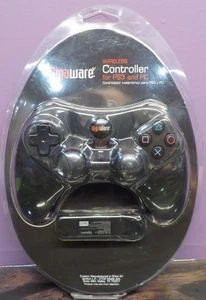 GIGAWARE WIRELESS CONTROLLER # 26-1031 FOR PS 3 OR PC NEW - Picture 1 of 9