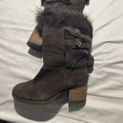 Bearpaw Madeline Boots Brown Size 8 Real Goat Fur - Image 1 of 4