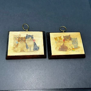Vintage 50's Decoupage Wall Plaques (2) of Cats signed Grace Lopez 4.5 x 3.5 - Picture 1 of 8