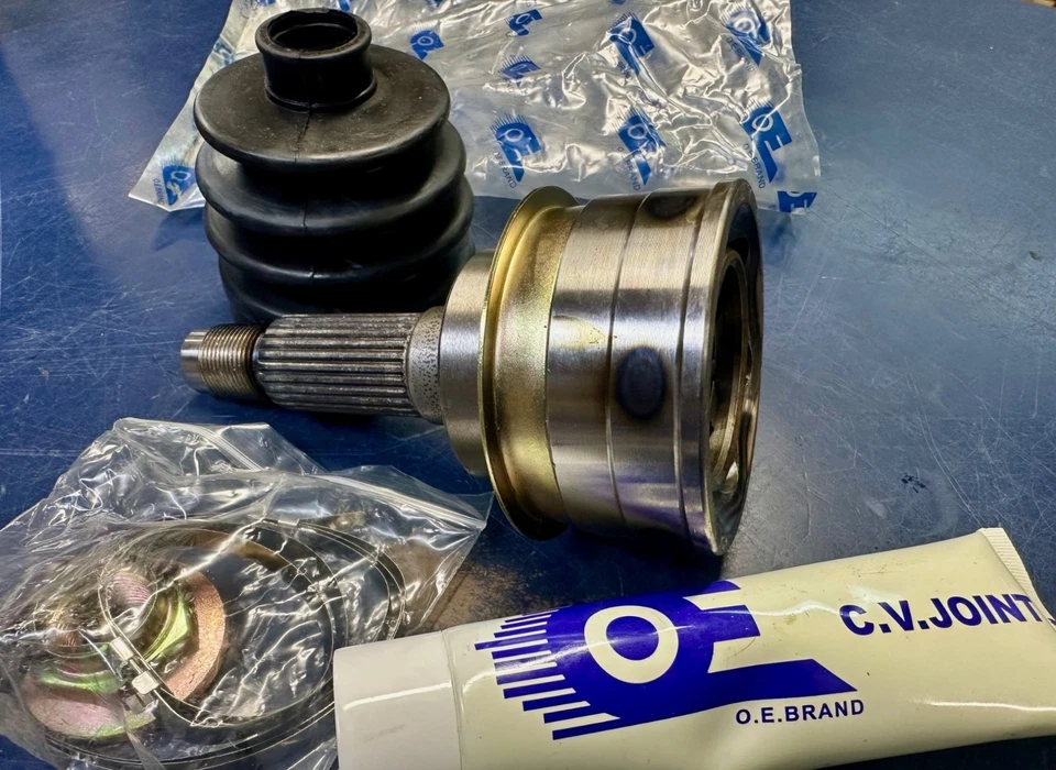 Mazda MX3 1992 a 1993, 87 LAC 1,8 L V6 M/T NUEVO junta exterior CV Foto 1 de 1