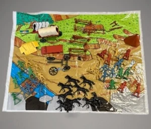 Playset vintage Cowboys Indians in plastica con tappetino da gioco carro recinzione Teepee 50 pezzi - Foto 1 di 10