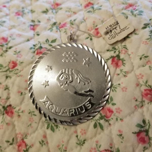 Vintage 2" Aquarius Water Bearer Zodiac Symbol Sterling Silver Charm - Bild 1 von 4