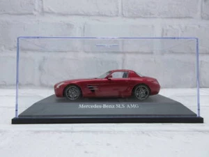 dealer genuine model car 1/43 Mercedes-Benz SLS AMG Le Mans Red - Picture 1 of 5