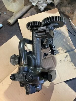 Bomba de aceite y regulador Detroit Diesel 5175884 Foto 1 de 4