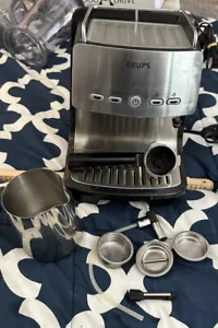 Krups XP4050 1200-Watt 15-Bar-Pump Programmable Espresso Machine - Picture 1 of 6