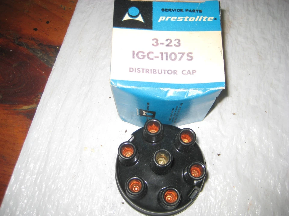 Prestolite IGC-1107S 3-23 Distributor cap Chrysler 1938-1948 - Image 1 of 1