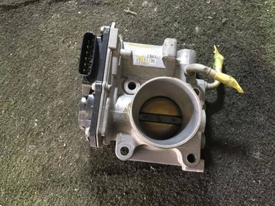 Cuerpo del acelerador Honda Fit 2011 DAA-GP1 [usado] [PA92657106] Foto 1 de 3