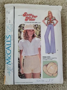 McCall's 4417 70s Juniors Shirt Shorts Bell Bottoms Sun Hat Size 9/10 Bust 30 - Picture 1 of 2