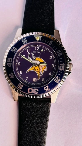 1997 Sun Time The Competitor NFLP Water Resistance Minnesota Vikings Watch Cover