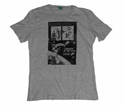 Camiseta de Colección Benetton Gris Brezo Granjero en el Cielo Ciencia Ficción Para Hombres Talla M Suave y Delgada Foto 1 de 4