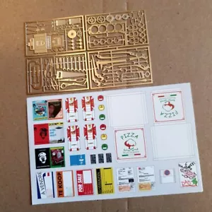 TREMONIA Universal Diorama Tool Set Bundle - Tool Set bundle 1/18 New!! - Foto 1 di 4