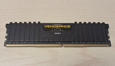 1x Corsair Vengeance DDR4 8GB 2400MHz Desktop RAM Module - Gaming AI Workstation - Image 1 of 3