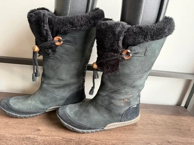 Cushe Cabin Fever Black Leather Boots Faux Fur Lining Nordic Embroidery sz 9 - Image 1 of 4